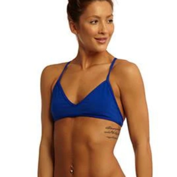 EQ VIVA Ibiza Swimwear Top/ Size M. - Picture 8 of 9